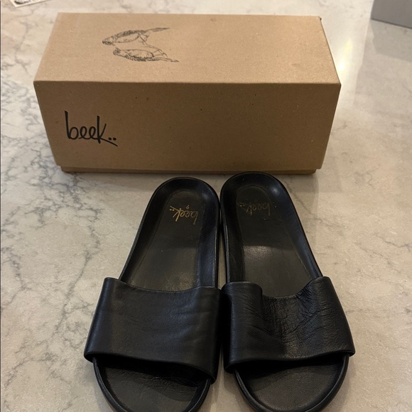 beek Black Leather Sandals - Picture 2 of 3